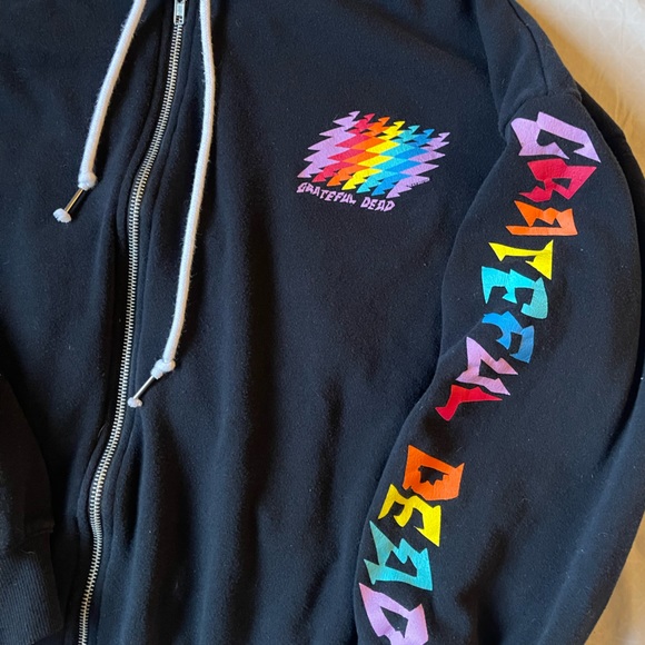 Urban Outfitters Chaser Greatful Dead Zip up hoodie - Picture 4 of 9
